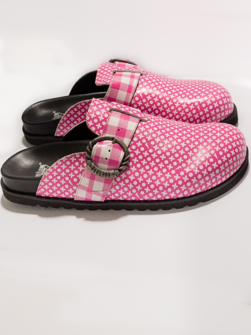 John Fluevog Chillville Bean Bag pink XO buckle clog pink & white pattern 10 - Picture 4 of 12